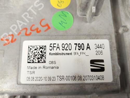Instrument cluster SEAT LEON Sportstourer (KL8, KLD) 1.5 eTSI | BP29156551C47 