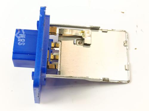 Used Heater resistor HYUNDAI i20 III (BC3, BI3) 1.2 (84 hp) 28518058