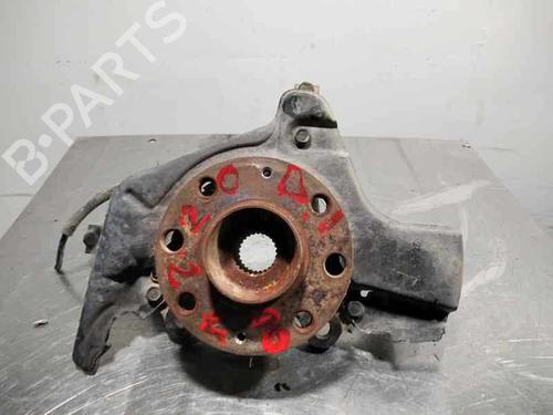 Used Left front steering knuckle Left front steering knuckle FIAT GRANDE PUNTO (199_) 1.3 D Multijet (199.AXD11, 199.AXD1A, 199.AXD1B,... (90 hp) 9997177 9997177