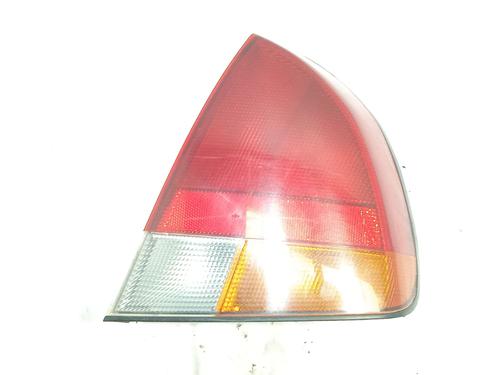 Used Right taillight MITSUBISHI CARISMA (DA_) 1.9 TD (DA4A) (90 hp) 18900865