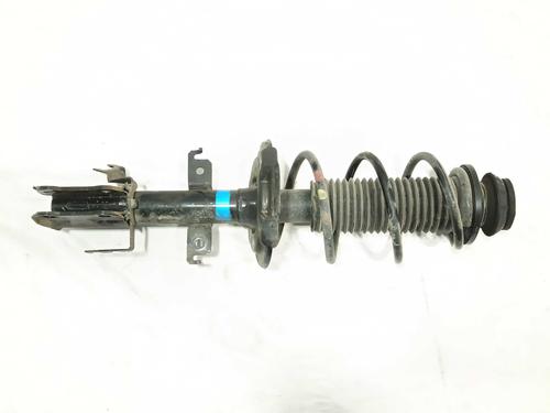 left-front-shock-absorber-nissan-juke-f16_-2019-30745561 main image