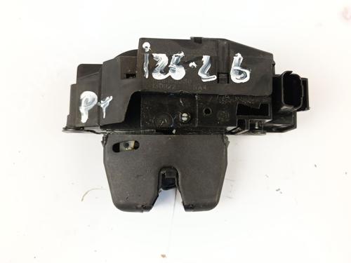 Used Tailgate lock Tailgate lock CITROËN C4 III (BA_, BB_, BC_) 1.5 BlueHDi 130 (BBYHZB) (131 hp) 32760678 32760678