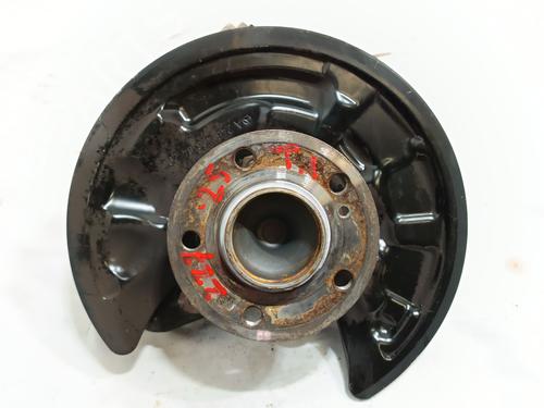 Used Left rear steering knuckle MERCEDES-BENZ GLA-CLASS (X156) GLA 200 CDI / d (156.908) (136 hp) 25866906