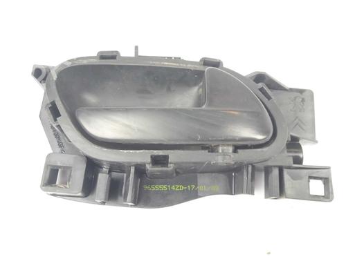 Used Front right interior door handle Front right interior door handle 19679668 19679668
