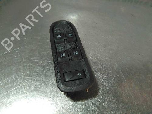 left-front-window-switch-dacia-duster-hs_-15-dci-254117873-254111342-3-conectores-2010-2011-2012-2013-2014-2015-2016-2017-2018-9992528 main image