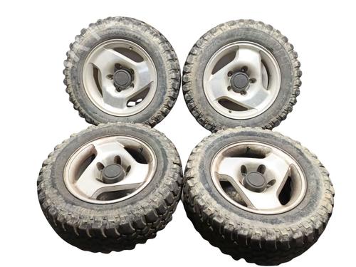 Used Wheel set Wheel set SUZUKI GRAND VITARA I (FT, HT) 2.0 TD 4x4 (SQ420D) (87 hp) 40611691 40611691