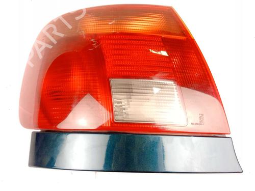 Used Left taillight Left taillight AUDI A4 B5 (8D2) 1.8 (125 hp) 25889704 25889704