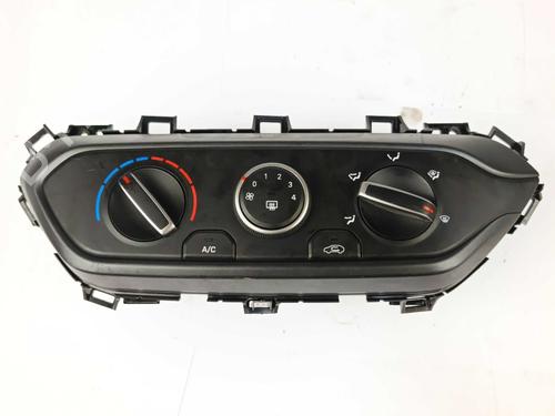 climate-control-hyundai-bayon-bc3-2021-40109997 main image