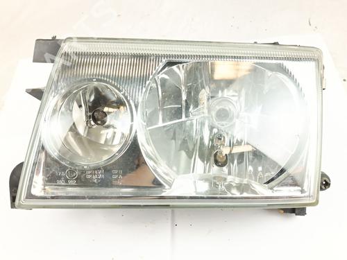 Used Left headlight NISSAN TERRANO II (R20) 3.0 Di 4WD (154 hp) 29114734