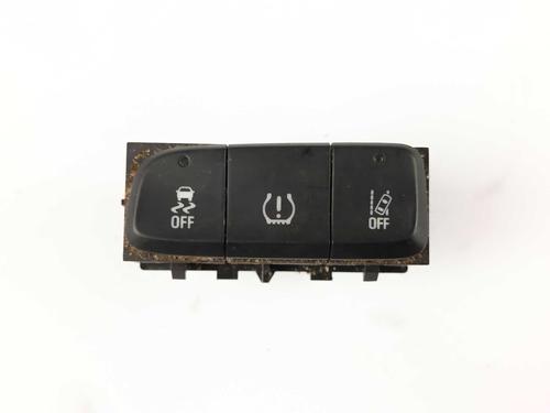 switch-opel-crossland-x-crossland-p17-p2qo-2017-31345901 main image