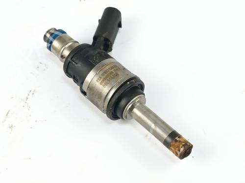 Used Injector VW GOLF VII (5G1, BQ1, BE1, BE2) 2.0 GTI (245 hp) 30510636
