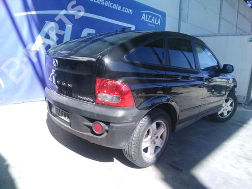 Venstre  foran tåkelykt SSANGYONG ACTYON I 2.0 Xdi | BP12111958C30 