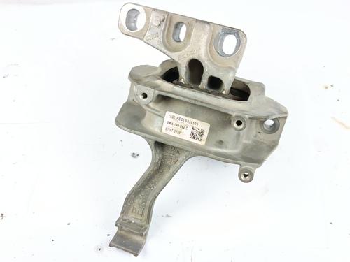 Used Engine mount SEAT LEON Sportstourer (KL8, KLD) 1.5 eTSI (150 hp) 28674535