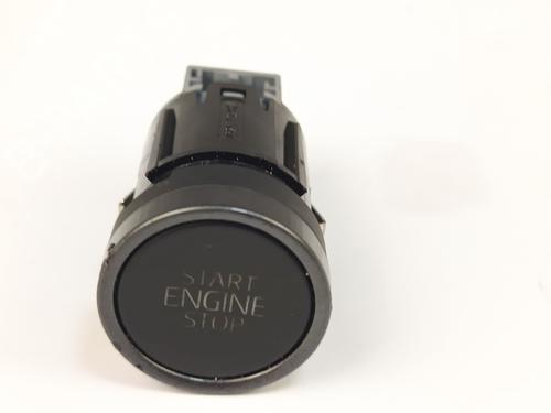 switch-cupra-leon-kl1-ku1-kug-2020-34162980 main image