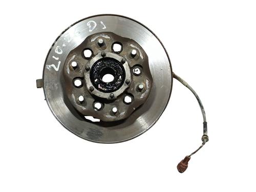 Used Left front steering knuckle Left front steering knuckle NISSAN TERRANO II (R20) 2.7 TDi 4WD (125 hp) 33887914 33887914