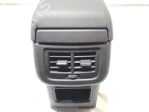 Armrest / Center console SEAT ATECA (KH7, KHP) 1.5 TSI | BP18916136I20 - Image 2