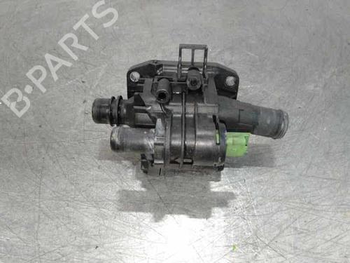 Used Thermostat housing Thermostat housing FORD FOCUS II (DA_, HCP, DP) [2004-2013] 14348663 14348663