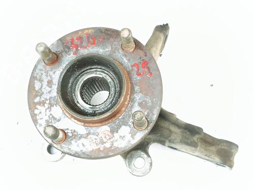 Used Right front steering knuckle NISSAN ALMERA II (N16) 2.2 Di (110 hp) 26576131
