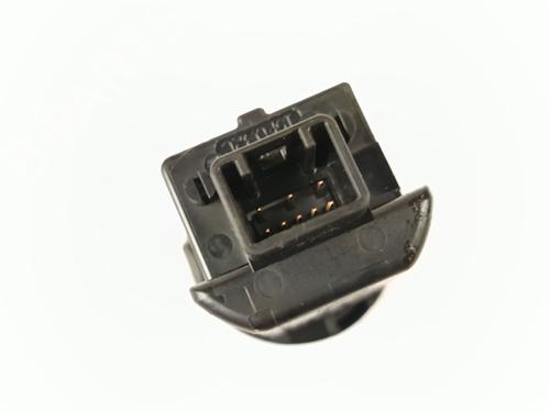 Switch TOYOTA YARIS (_P13_) 1.5 Hybrid (NHP130_, NHP130) | BP28514899I30