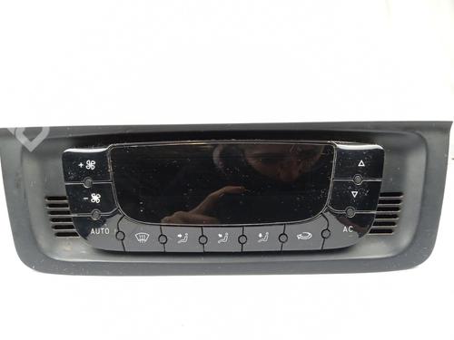 Used Climate control SEAT IBIZA IV SC (6J1, 6P5) 1.6 TDI (90 hp) 11489569
