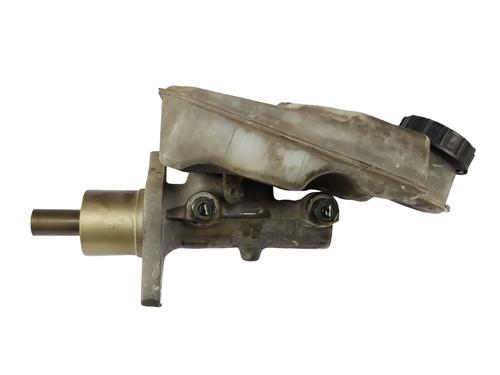 Used Brake master cylinder Brake master cylinder FORD FOCUS II (DA_, HCP, DP) 1.8 TDCi (115 hp) 33027938 33027938