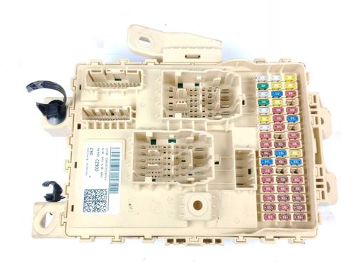 Used Fuse box Fuse box 29126140 29126140