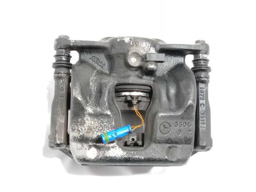 Used Right front brake caliper Right front brake caliper MERCEDES-BENZ A-CLASS (W176) A 200 CDI / d (176.008) (136 hp) 23106643 23106643