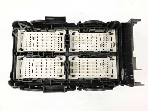 Used Fuse box Fuse box 30278025 30278025