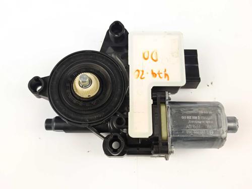 Used Right front window motor Right front window motor 37873935 37873935