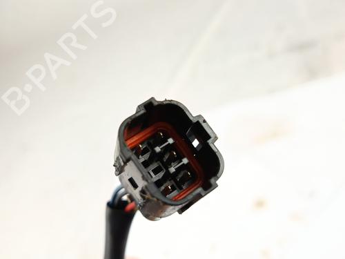 Front left lock KIA CARENS II MPV (FJ) 2.0 CRDi | BP27525011C98 