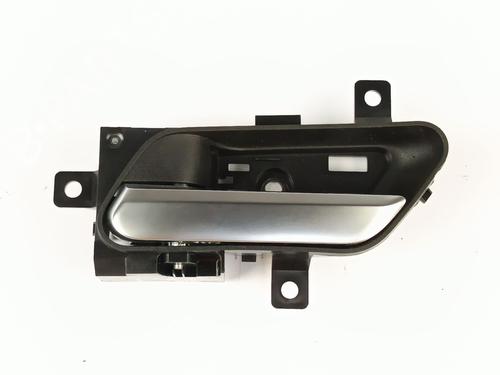 Venstre foran invendig håndtak Venstre foran invendig håndtak NISSAN QASHQAI III (J12) 1.3 DIG-T (140 hp) 36023752 36023752
