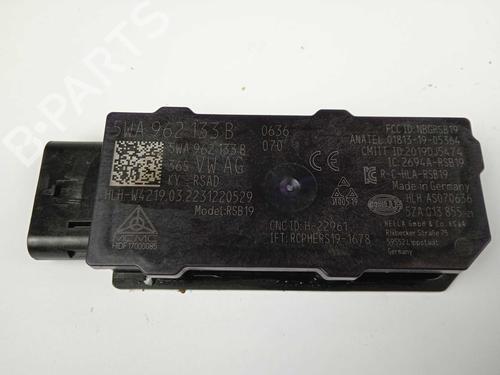 Module électronique Module électronique CUPRA FORMENTOR (KM7, KMP) 1.5 TSI (150 hp) 17568113 17568113