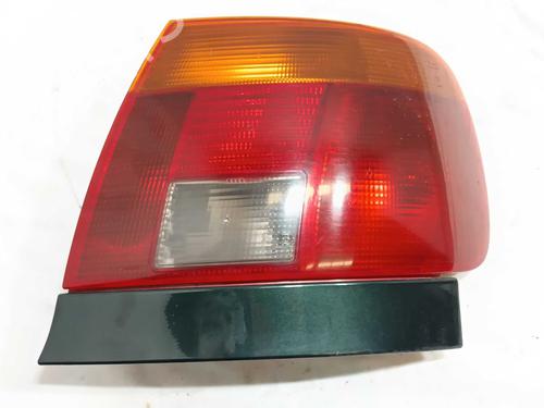 Used Right taillight Right taillight 25868710 25868710