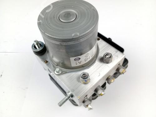 Used ABS pump RENAULT CLIO V (B7_) 1.5 Blue dCi 85 (B7AG) (86 hp) 22986778