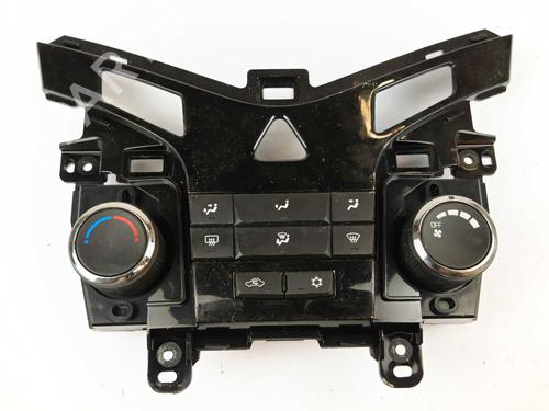Used Climate control Climate control 27340630 27340630