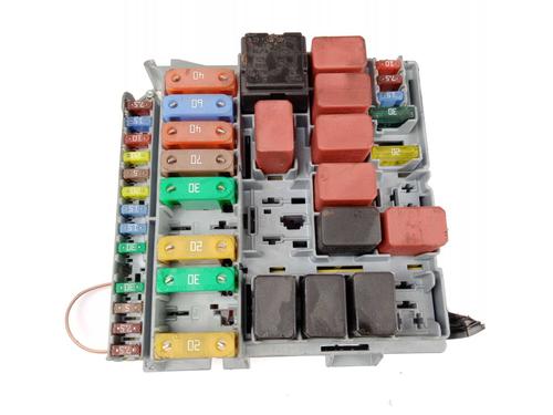 fuse-box-abarth-500-595-695-2008-29285423 main image