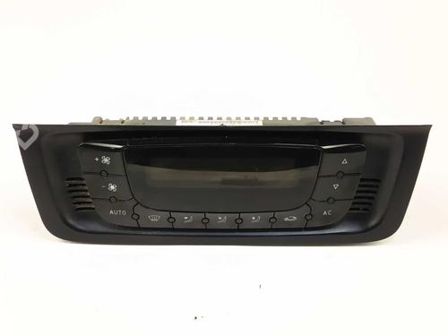 Used Climate control Climate control 38732982 38732982