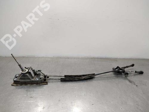 Used Gear lever VW SCIROCCO III (137, 138) 2.0 TDI (140 hp) 10751328
