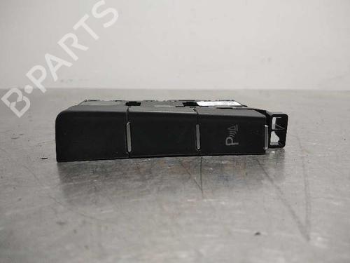 Used Switch VW GOLF VII (5G1, BQ1, BE1, BE2) 1.5 TSI (150 hp) 14347847