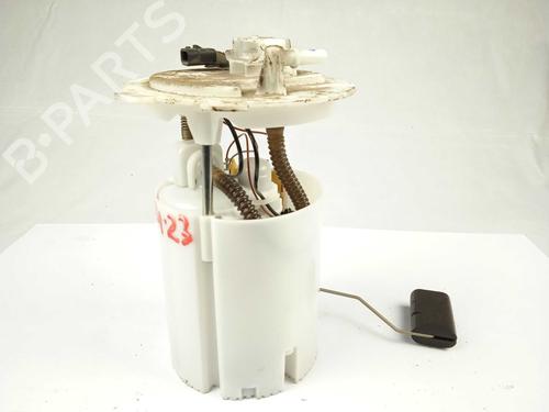 Used Fuel pump Fuel pump RENAULT MEGANE IV Hatchback (B9A/M/N_) [2015-2026] 16067909 16067909
