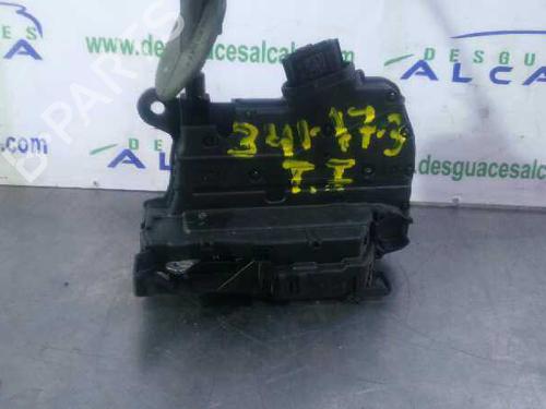 rear-left-lock-renault-captur-i-j5_-h5_-825019935r-40717224-electrica-2013-9989372 main image