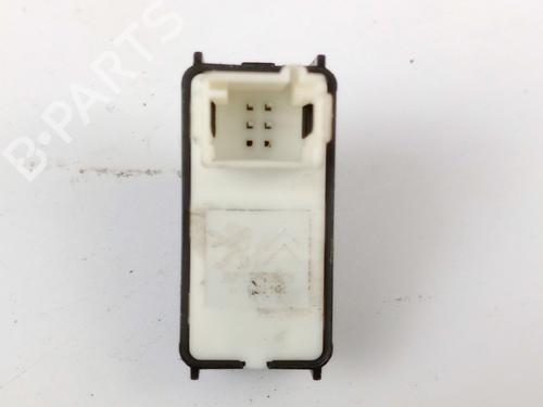 Left rear window switch PEUGEOT 2008 II (UD_, US_, UY_, UJ_, UR_, UC_) 1.5 BlueHDI 100 | BP29136002I29 
