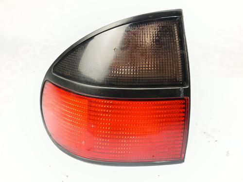 Used Left taillight RENAULT LAGUNA I (B56_, 556_) 1.8 (94 hp) 30748393