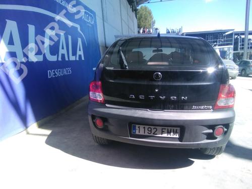 Venstre  foran tåkelykt SSANGYONG ACTYON I 2.0 Xdi | BP12111958C30 