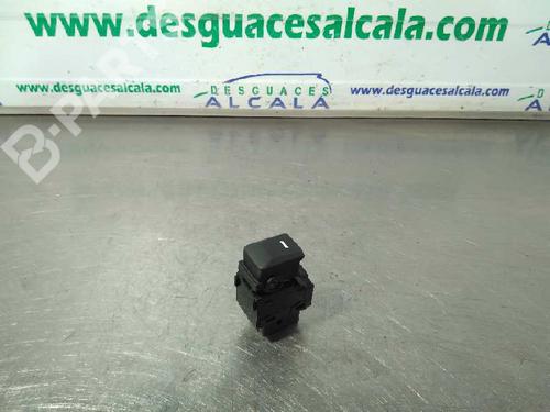 Used Right rear window switch Right rear window switch KIA SPORTAGE IV (QL, QLE) [2015-2022] 10958233 10958233