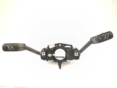 Used Switch Switch VW GOLF VII (5G1, BQ1, BE1, BE2) 1.5 TGI (130 hp) 27527070 27527070