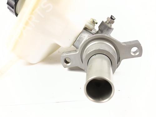 Brake master cylinder MERCEDES-BENZ C-CLASS (W205) C 220 BlueTEC / d (205.002, 205.004) | BP26295344M77 