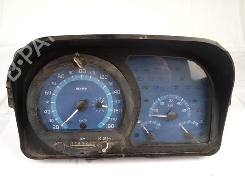 Used Electronic module RENAULT MASTER II Bus (JD) [1997-2010]  14350422