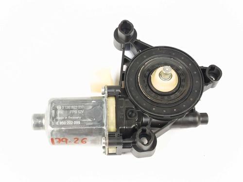 right-front-window-motor-audi-a3-sportback-8va-8vf-2012-2013-2014-2015-2016-2017-2018-2019-2020-2021-33437349 main image