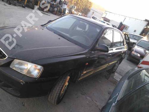 Left mirror HYUNDAI ACCENT II (LC) 1.5 CRDi | BP9990907C26 